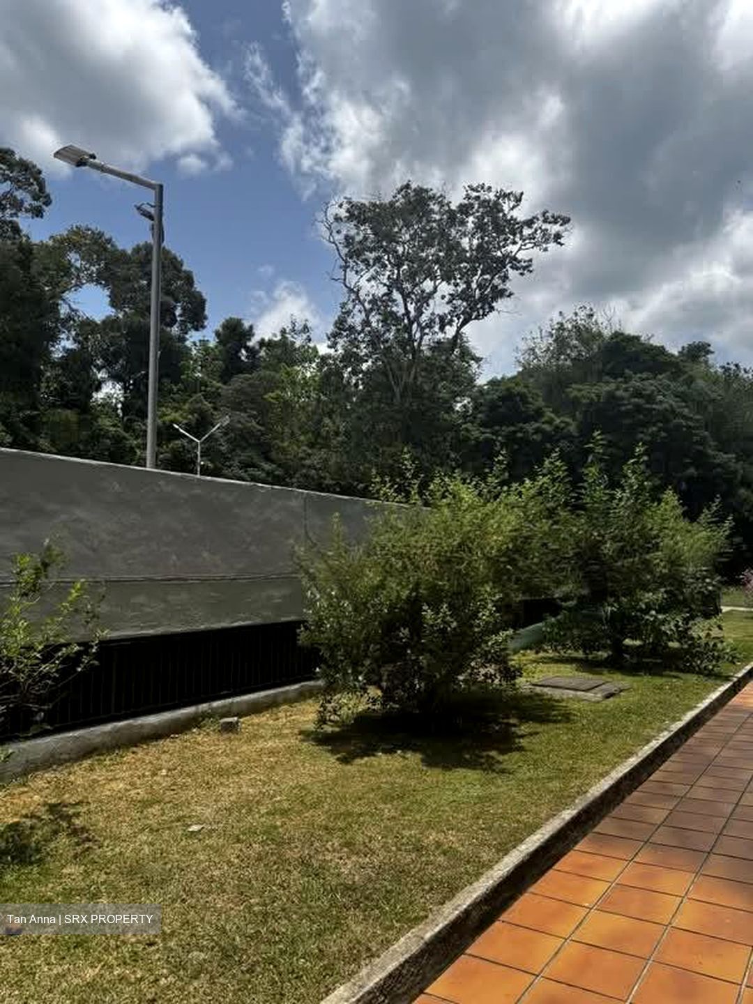 Lakeview Estate (D20), Apartment #563573831